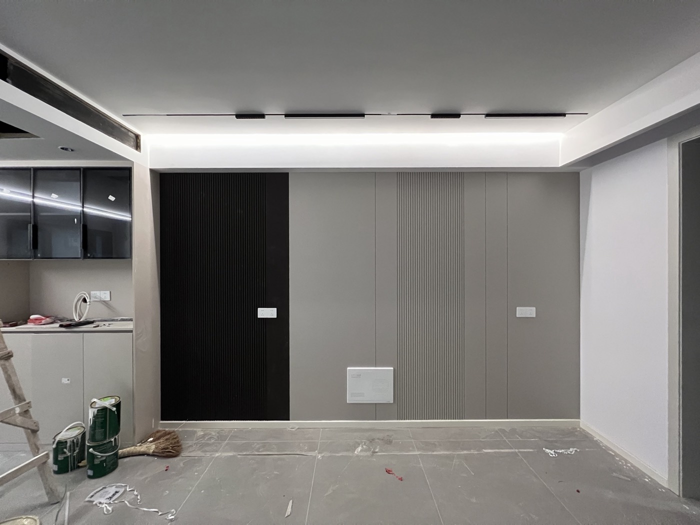 Skin-touch matte wall panel design 53