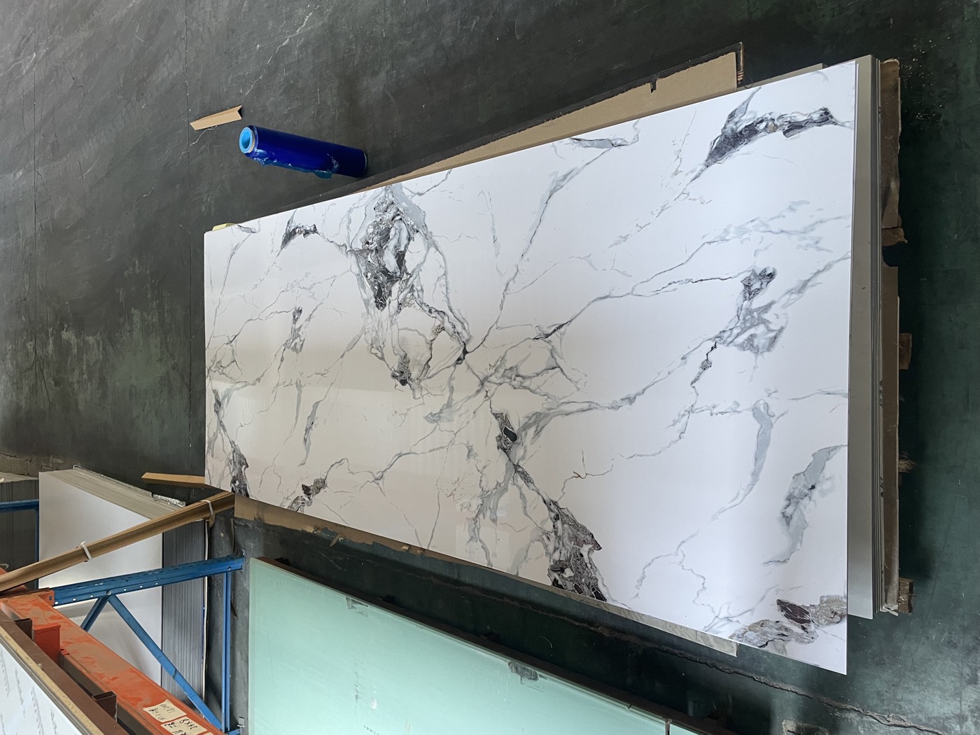 Marble effect wall panel design 23